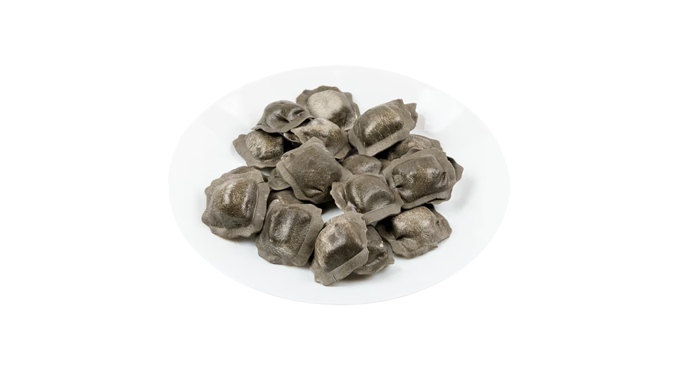 CRNI RAVIOLI SA JADRANSKIM KOZICAMA