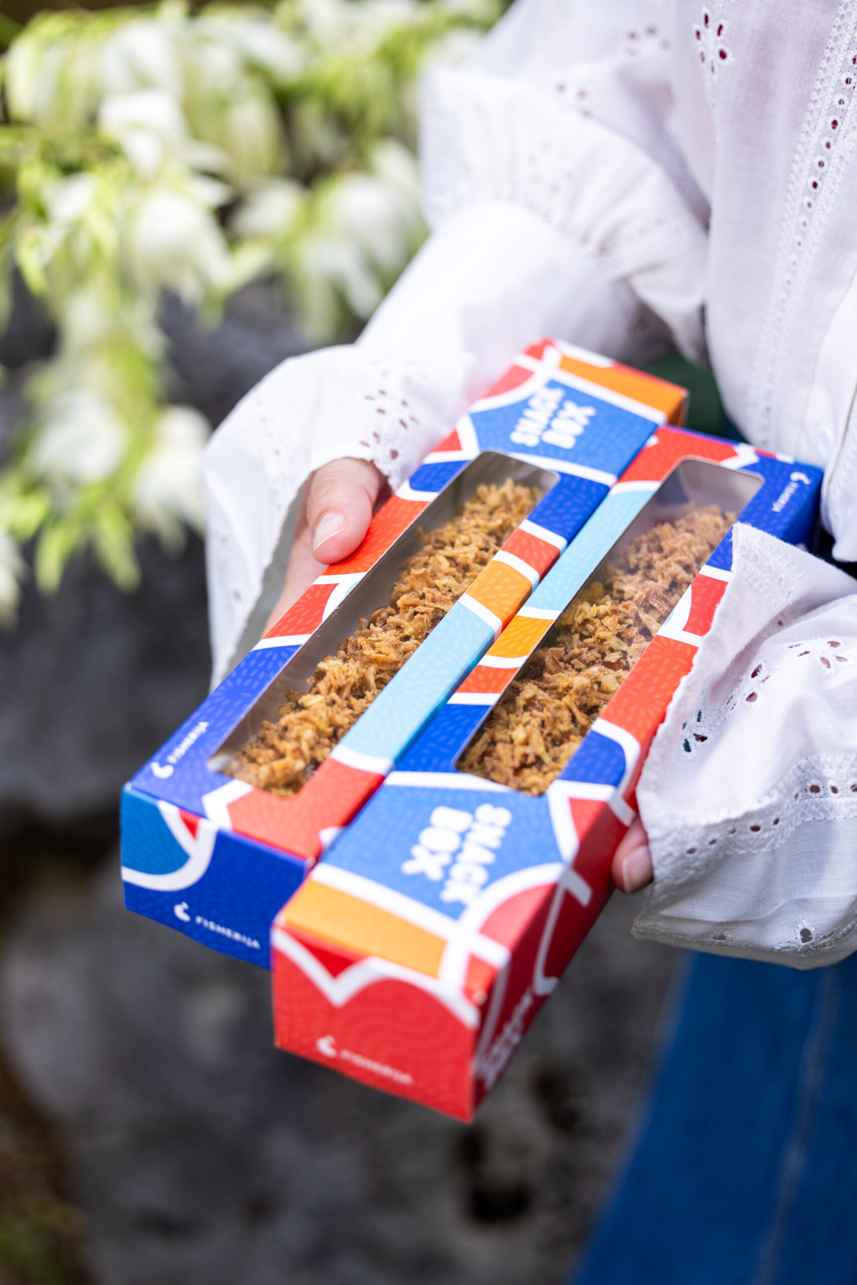 Crunchy snack box